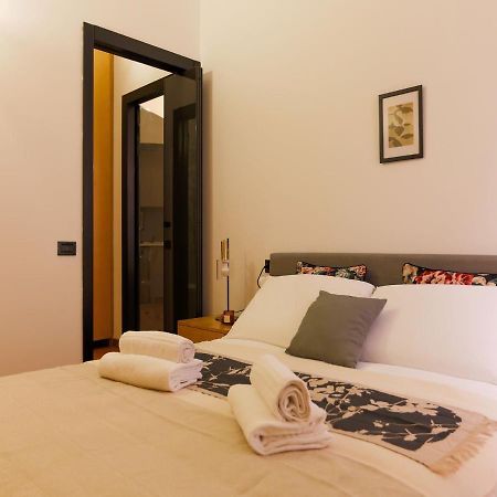 מילאנו The Best Rent - Modern Apartment In The Center מראה חיצוני תמונה