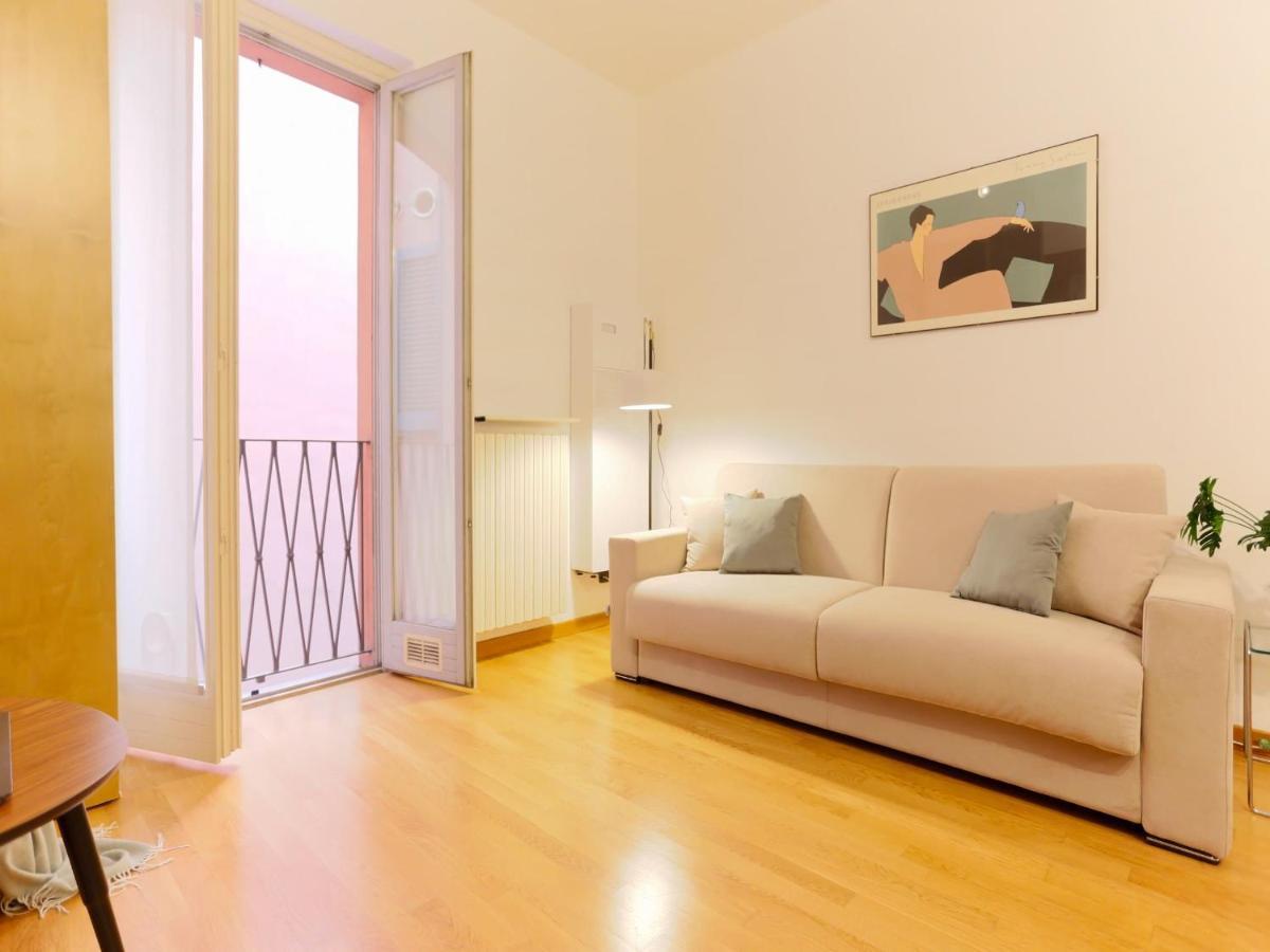 מילאנו The Best Rent - Modern Apartment In The Center מראה חיצוני תמונה
